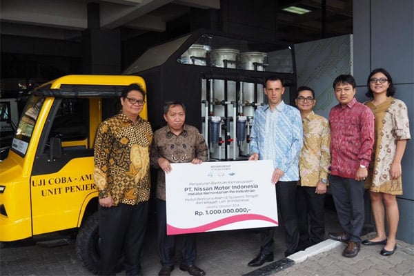  Nissan Indonesia Sumbang Korban Bencana Alam Sulawesi Tengah Rp1 Miliar