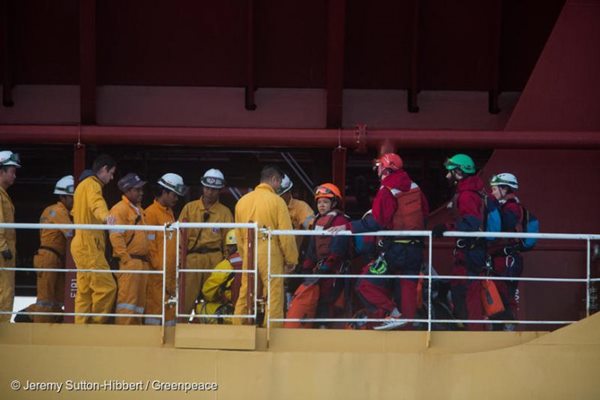  Duduki Kapal Pengangkut Sawit, Aktivis Greenpeace Ditahan