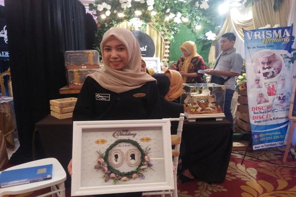  Tangan Kreatif Gadis Madiun Cetak Rp20 Juta/Bulan