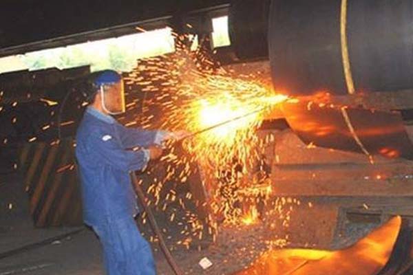  Krakatau Steel (KRAS) Ingin Akuisisi Pabrik Baja Lokal