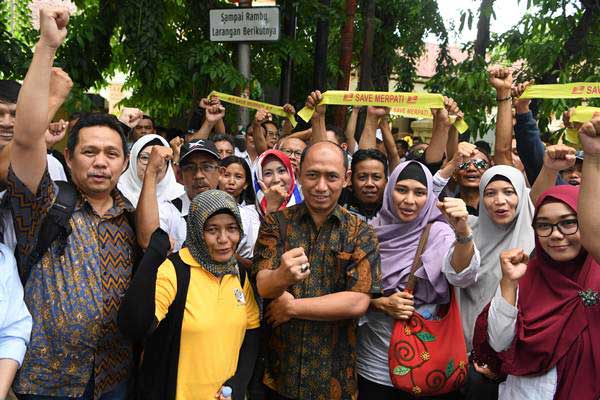 RESTRUKTURISASI BUMN RUGI : Penas Sudah Bisa Cetak Laba
