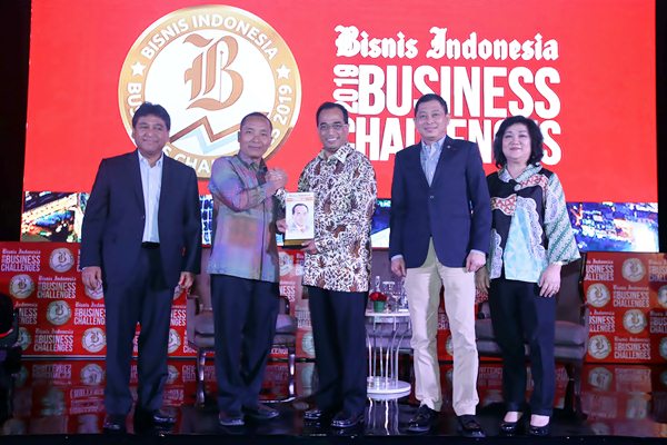  Budi Karya Sumadi dan Ignasius Jonan Hadiri Bisnis Indonesia Business Challenges 2019