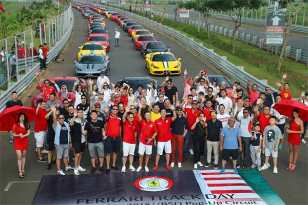 Ferrari Owners Club Indonesia (FOCI), menggelar Ferrari Track Day 2018 di sirkuit pop-up BSD, Tangerang, Banten, pada 24 November 2018. (HO/FOCI). 