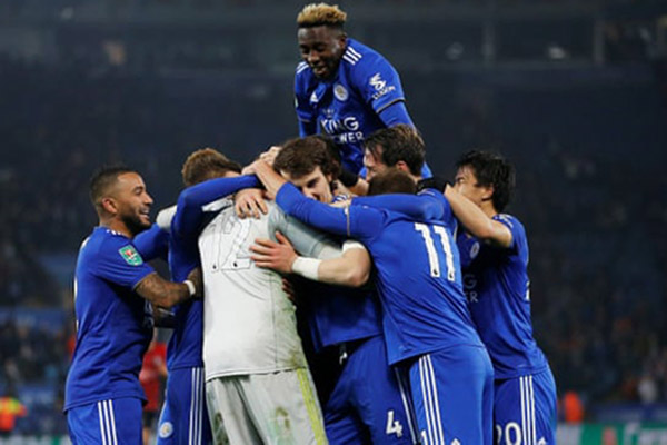 Segenap pemain Leicester City bersukacita selepas menaklukkan Southampton di 16 besar Piala Liga Inggris./Reuters-Craig Brough