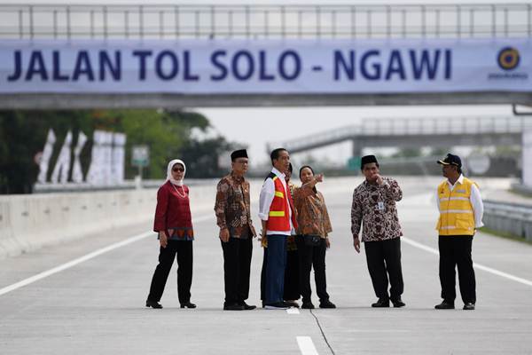  Presiden Jokowi Resmikan Jalan Tol Sragen - Ngawi