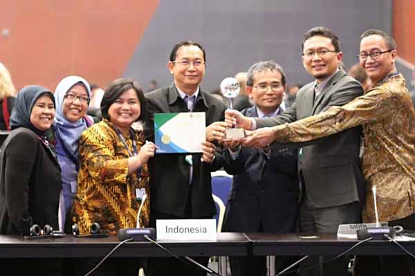  Indonesia Raih Gold Award dalam Clearing House Mechanism Award Ceremony