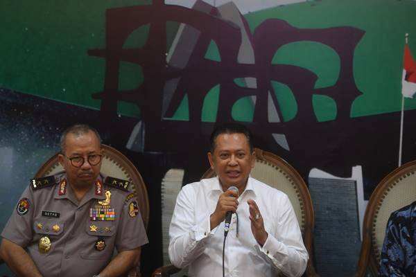  Kebijakan Menteri Berbeda dengan Presiden Pengaruhi Elektabilitas Jokowi