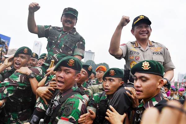  TNI - Polri Siap Amankan Perayaan Natal dan Tahun Baru