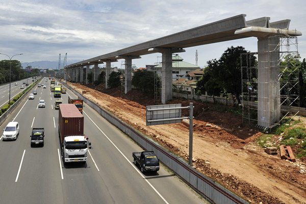  ADHI Janjikan Uji Operasi LRT Cibubur—Cawang April Tahun Depan