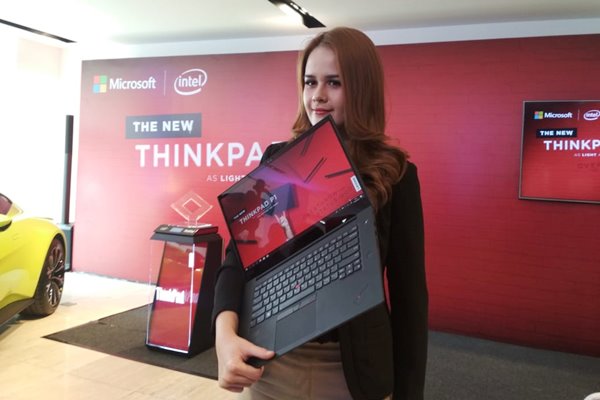  Menilik Desain dan Jeroan Lenovo Yoga 730 dan Legion Y530