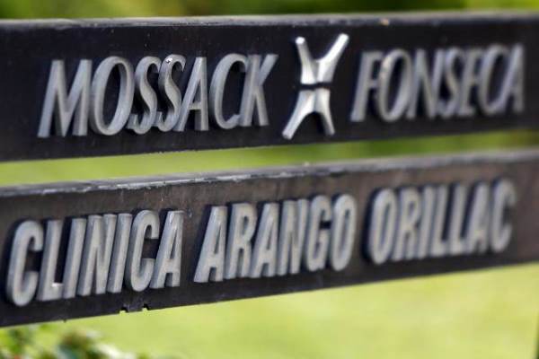   Panama Papers: 4 Orang Dituntut atas Penipuan dan Penggelapan Pajak