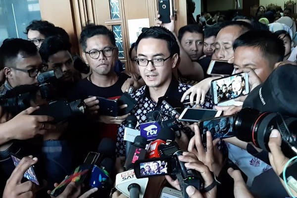  Divonis 6 Tahun, Zumi Zola Terima Putusan Hakim, Jaksa masih Pikir-Pikir