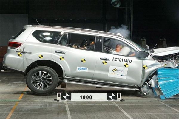  Uji Tabrak Asean NCAP: Nissan Terra Sabet Bintang Lima