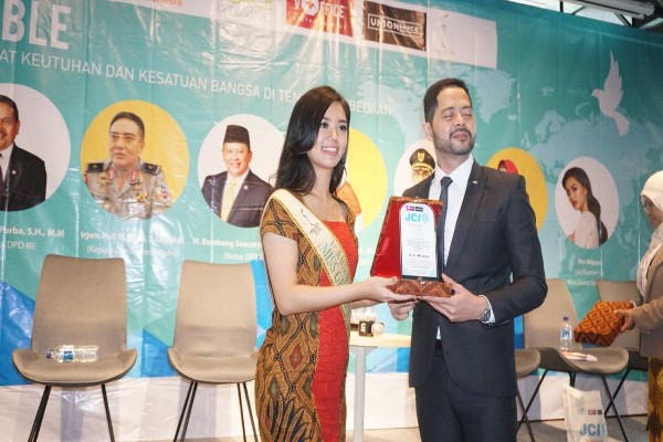  JCI Gandeng Miss Grand Indonesia Serukan Perdamaian