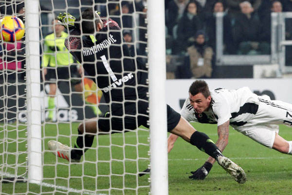  Hasil Liga Italia, Gol Mandzukic Bawa Juventus Atasi Inter