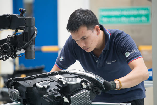  BMW Persiapan Operasi Pabrik Baterai di Thailand