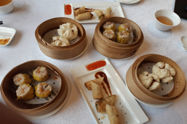  Menikmati Kuliner China di Hotel Berbintang