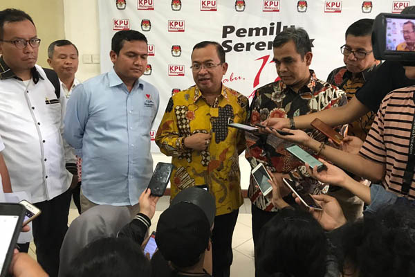  Datangi KPU, Tim Prabowo-Sandi Pastikan DPT Tak Bermasalah