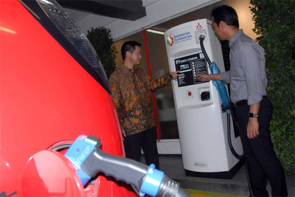  Perangkat SPLU Mitsubishi di Pasang SPBU Kuningan Jakarta