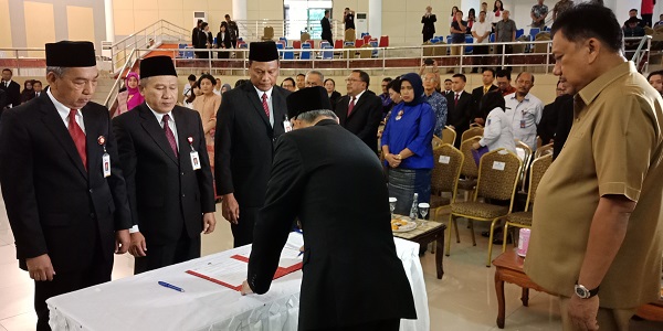  Slamet Wibowo Resmi Jabat Kepala OJK Sulutgomalut
