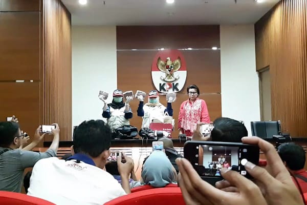  Korupsi DAK Pendidikan Kabupaten Cianjur: KPK Resmi Tetapkan Bupati Irvan Rivano sebagai Tersangka