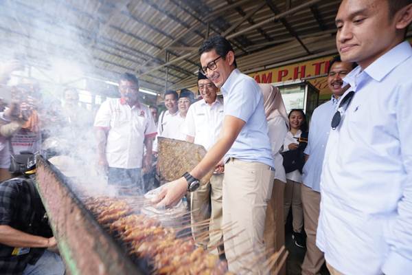  Sandi Sambangi Daerah Kelahiran Soemitro Djojohadikusumo