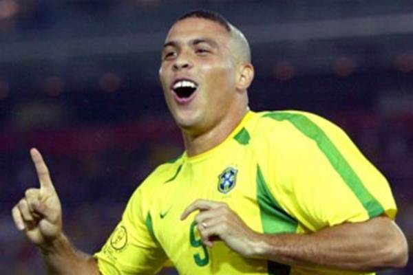  Ronaldo Sang Fenomena Ingin Pemain Bintang Perkuat Real Valladolid