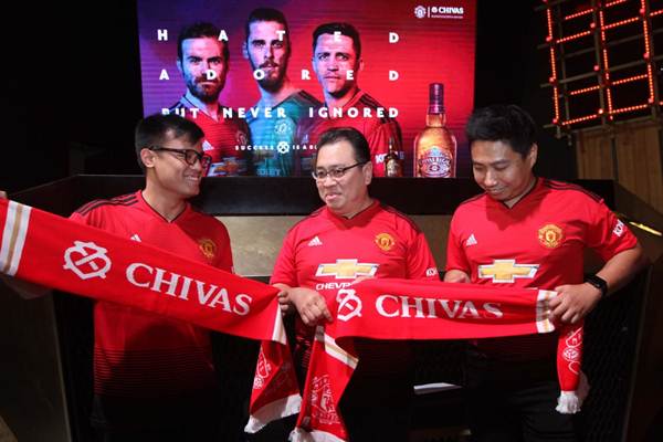  Chivas Sponsor Resmi Manchester United