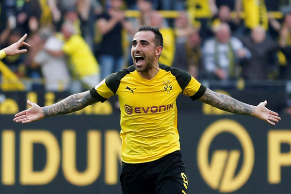  11 Gol, Paco Alcacer Top Skor Bundesliga