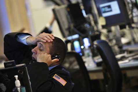  Wall Street Terjerembab Lebih dari 2%