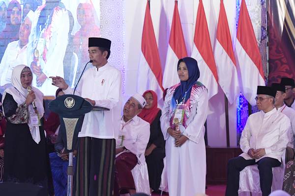  Presiden Jokowi Resmikan Bank Wakaf Mikro di Jombang