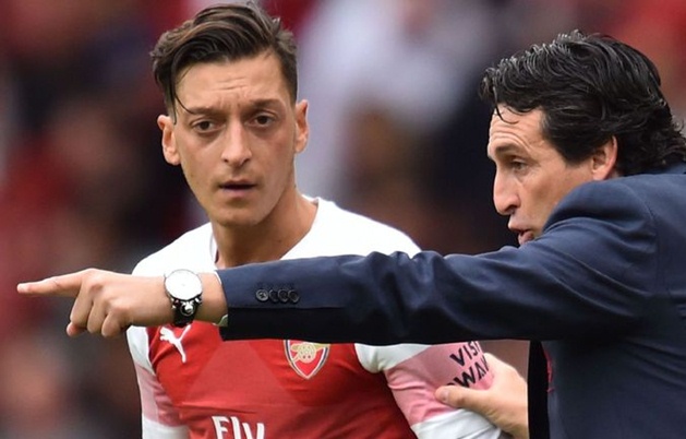  Dalam Bahasa Indonesia, Mesut Ozil Sampaikan Duka Cita untuk Korban Tsunami Anyer