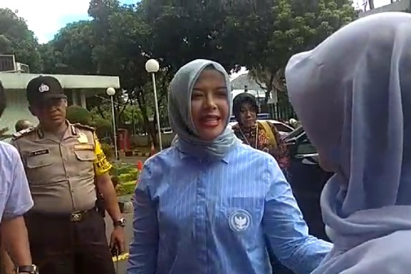  Istri Sandiaga, Nur Asia Uno Ikut Jenguk Korban Tsunami Anyer