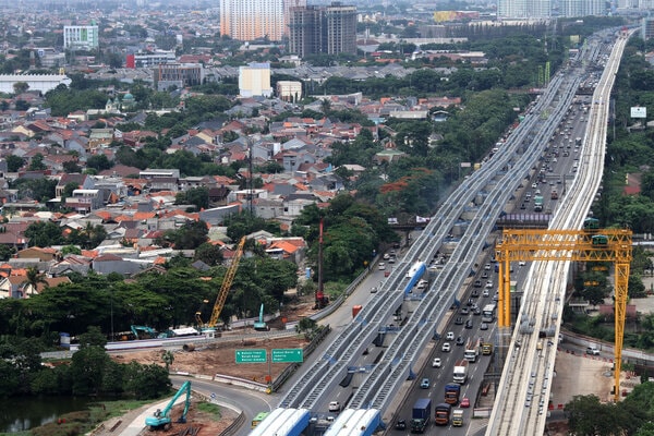  Jasa Marga Prediksi 59.362 Kendaraan Melintasi Gerbang Cikarang Utama pada Senin 