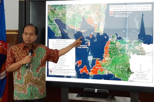  Tsunami Selat Sunda Renggut 429 Korban Jiwa & 154 Hilang