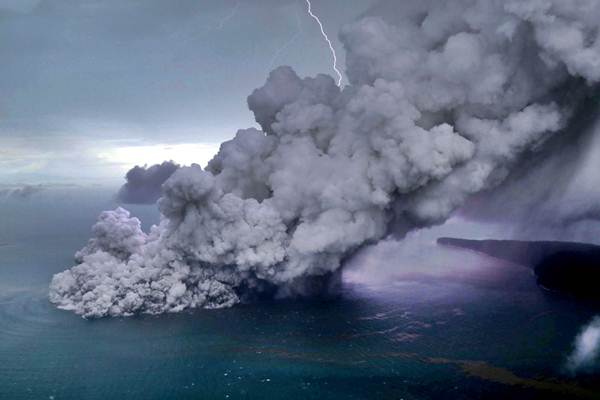  Erupsi Gunung Anak Krakatau, Kemenhub Minta Nakhoda Kapal Waspada