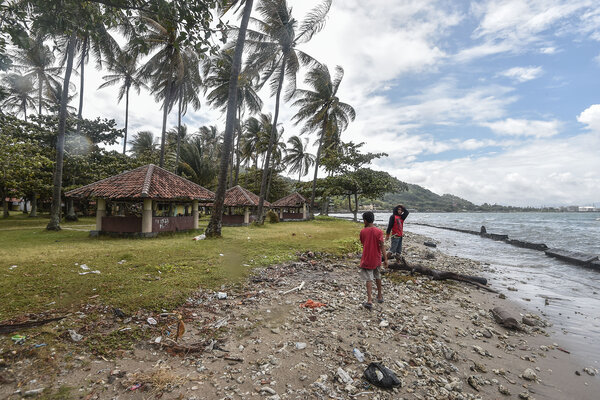  Wisata Tepi Pantai Bakal Ditertibkan Pasca Tsunami Selat Sunda