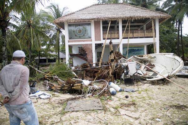  Volume Tubuh Gunung Anak Krakatau Berkurang. Jumlah Korban Tsunami Bertambah