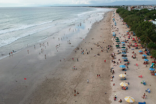  Momen Tahun Baru, Sehari Ada 40.000 Wisatawan ke Bali