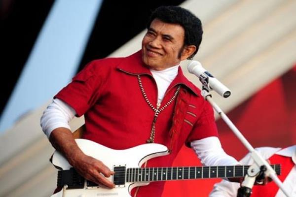  Dari Rhoma Irama Hingga Nikah Massal Meriahkan Malam Tahun Baru 2019 di Jakarta