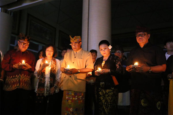  Nuansa Khidmat Do’a Bersama Saat Pergantian Tahun di Bandar Udara Internasional I Gusti Ngurah Rai