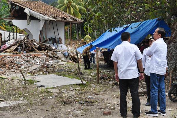  Presiden Jokowi Kunjungi Lokasi Terdampak Tsunami Selat Sunda
