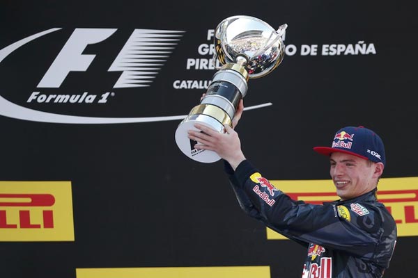 Pembalap Red Bull Racing Max Verstappen ketika tampil sebagai juara F1 GP Spanyol 2016/Reuters-Juan Medina