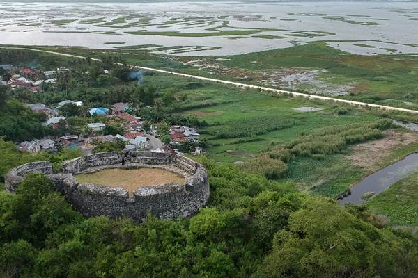  Wisata Sejarah Benteng Otanaha di Gorontalo