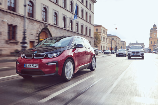  Penjualan Global Melejit, Grup BMW Pimpin Pasar Mobil Listrik Eropa