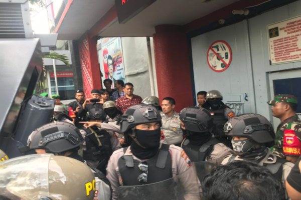  Kerusuhan Rutan Solo: 10 Orang Diciduk, Panah hingga Samuari Disita