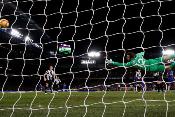  Hasil Liga Inggris, Gol Pedro & Willian Antar Chelsea Atasi Newcastle