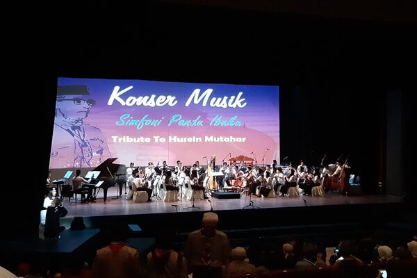  Lagu Indonesia Raya Buka Konser Tribute to Husein Mutahar
