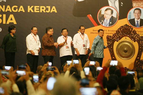  Dialog SDM Indonesia Menghadapi Revolusi Industri Ke-4