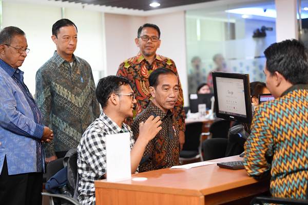  Presiden Jokowi Tinjau Layanan Online Single Submission BKPM